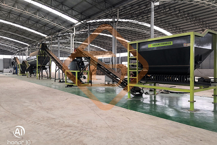 鸡粪有机肥生产线-半湿物料�_�碎�?jpg